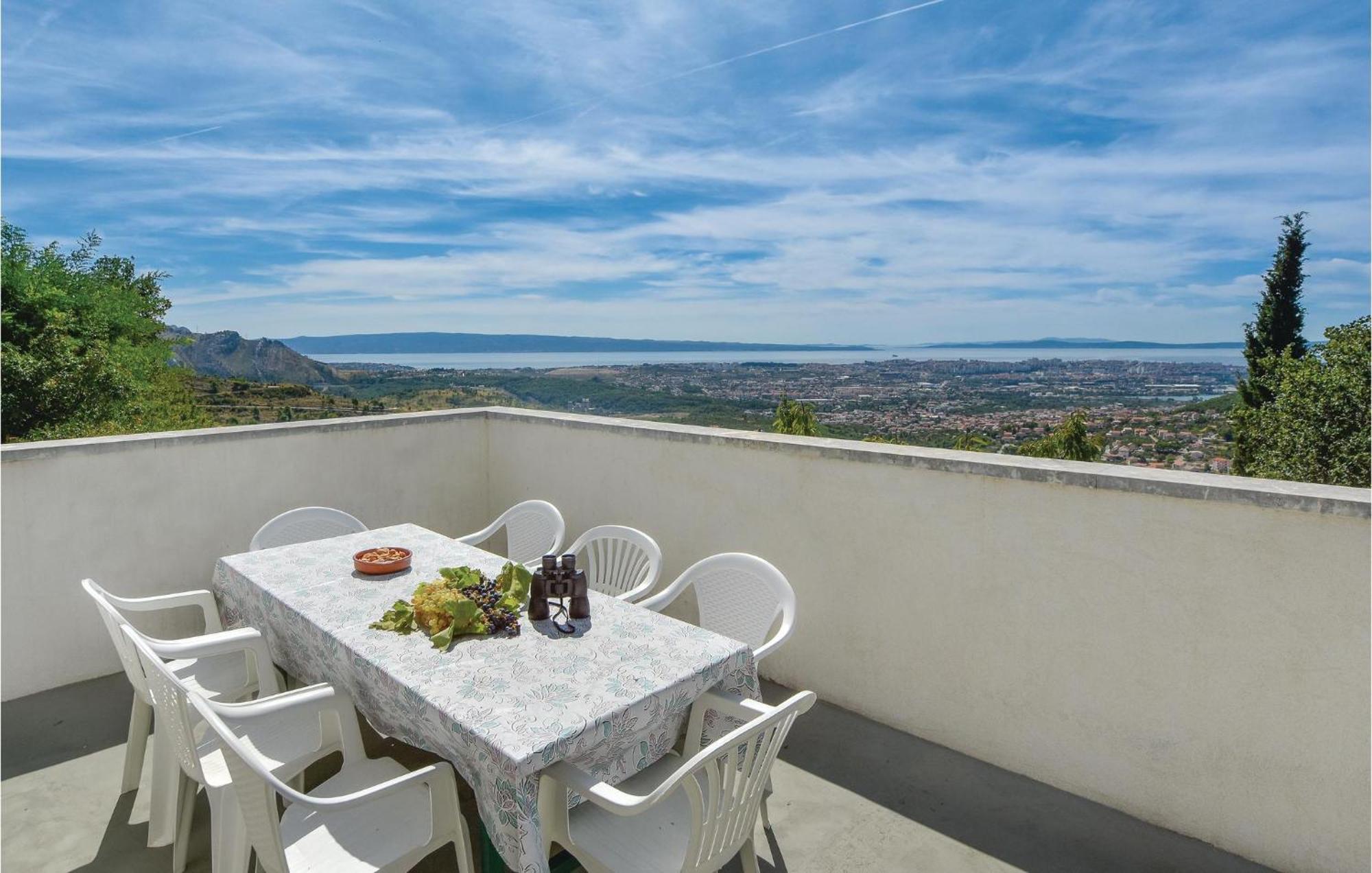 Gorgeous Home In Klis With Wifi Bobani Bagian luar foto