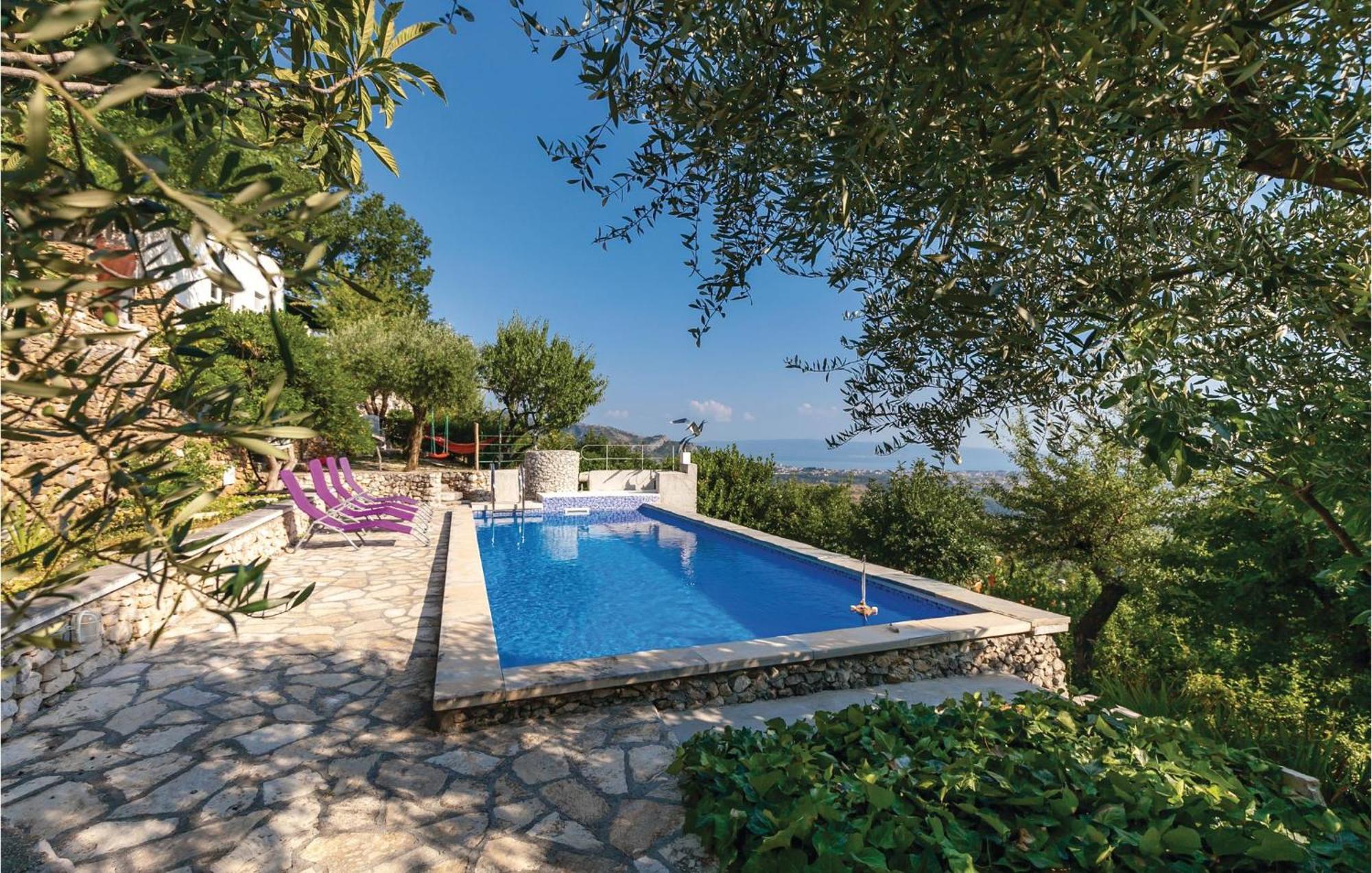 Gorgeous Home In Klis With Wifi Bobani Bagian luar foto