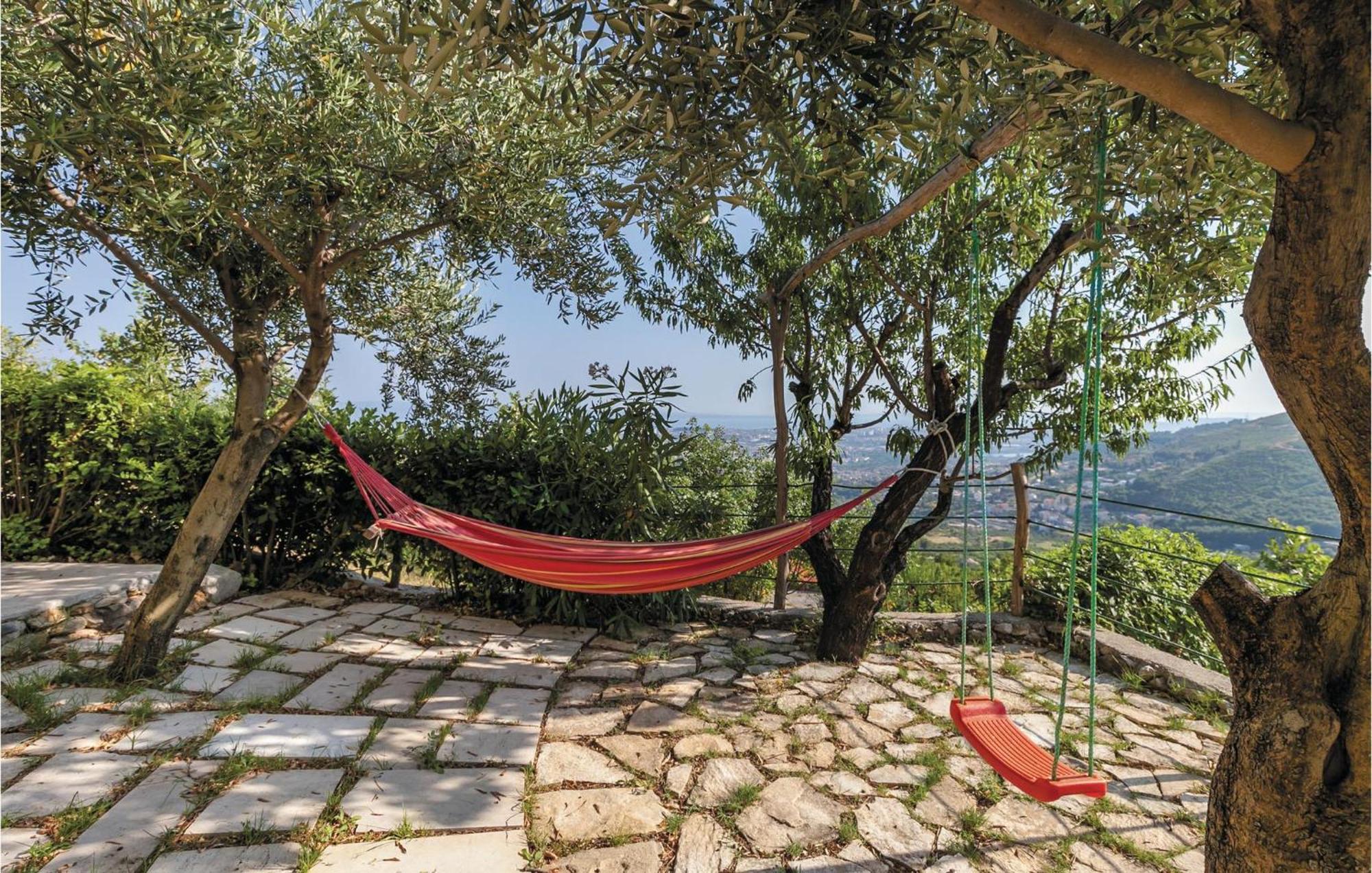 Gorgeous Home In Klis With Wifi Bobani Bagian luar foto